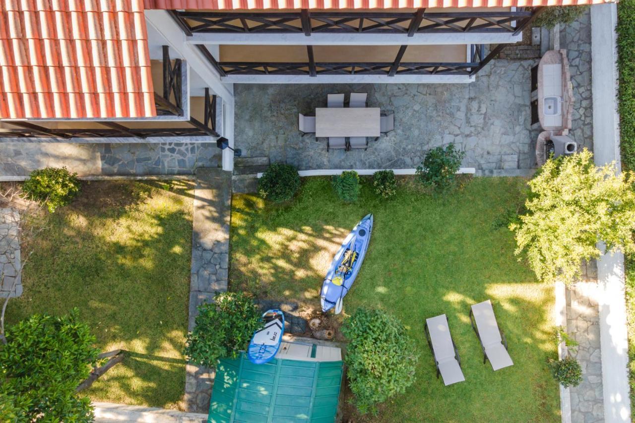 Beach Front Vintage Villa Kalliktratis Nea Kallikrateia Eksteriør bilde
